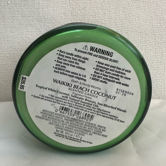 Bath & Body Works Waikiki Beach Coconut 3 Wick Candle NEW - Picture 2 of 2